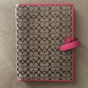 Signature COACH 6x8 agenda jacket